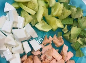 Foto principal de Cena rapidísima y sana para niños y mayores: salmón y calabacín al microondas