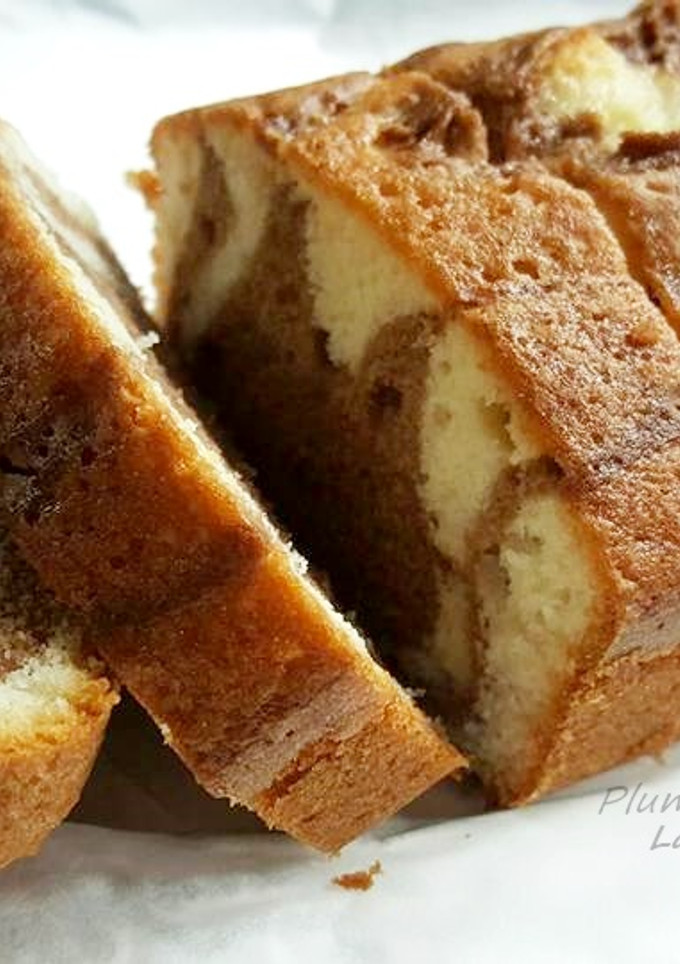 Una foto de Plum cake marmolado