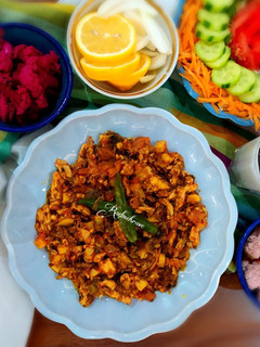 عکسی از دستور خوراک مرغ و قارچ