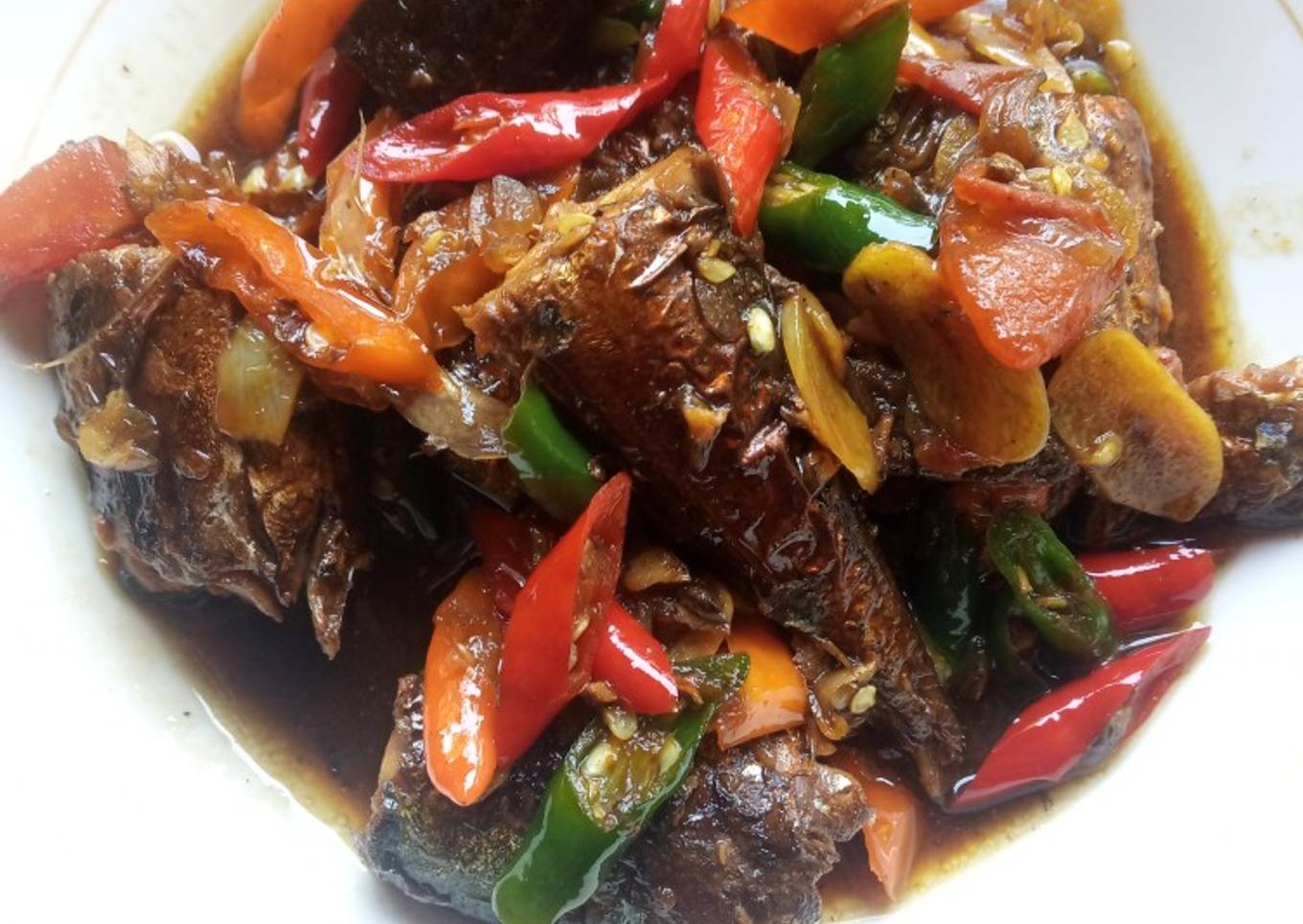 Ikan Asap Masak Kecap Pedas