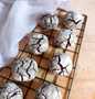 Bagaimana Menyiapkan Chocolate Crinkle Cookies yang Bisa Manjain Lidah