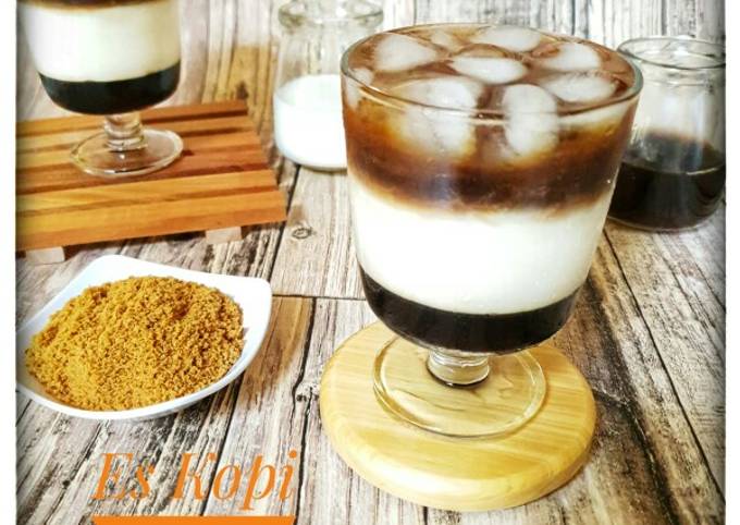 Resep Es Kopi Susu Gula Aren Oleh Rossy Anna Oktavia Abata Kitchen Cookpad 2351