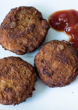A picture of Veg Cutlet.
