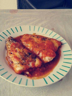 Una foto de Filetes de merluza a la provenzal