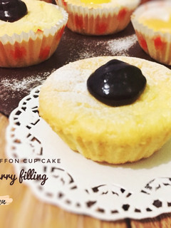 Foto resep Hokkaido chiffon cupcake with blueberry & lemon curd
