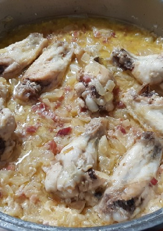 Una foto de Alitas de pollo al cava