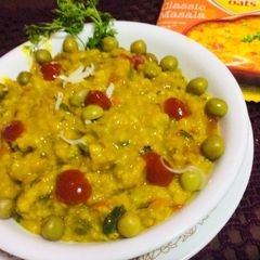 A picture of Masala Oats.