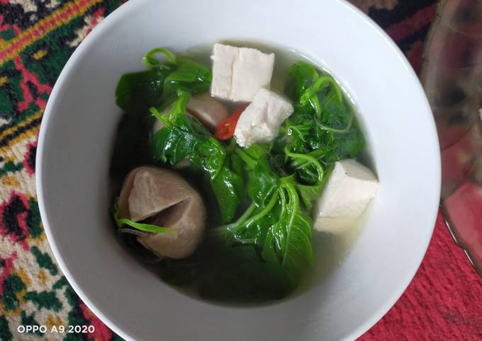 Sayur bayam kuah bening