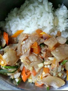 Foto resep Nasi kikil sambel matah