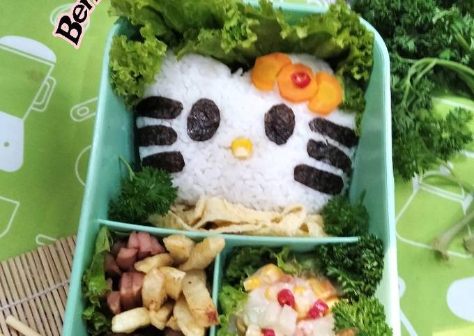 Hello Kitty Character Bento Recipe by cookpad.japan - Cookpad