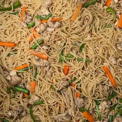 Stir fried chicken spaghetti A picture of Stir fried chicken spaghetti.