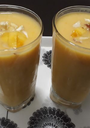 मैंगो शेक (Mango shake recipe in hindi) रेसिपी मुख्य फोटो