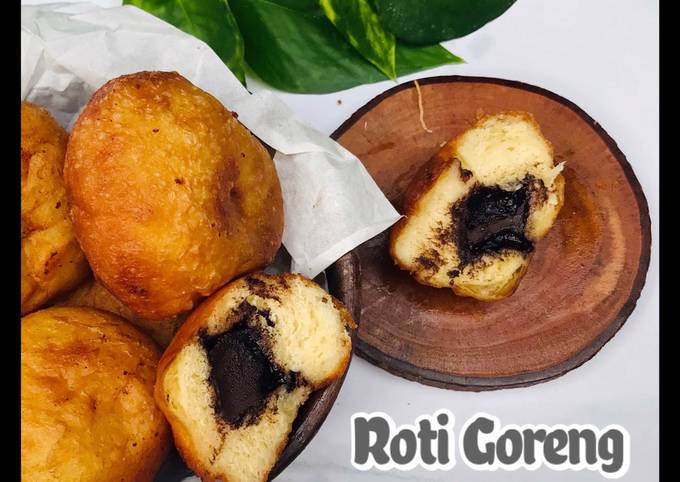 Roti goreng isi coklat