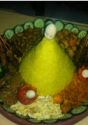 Foto resep Nasi tumpeng