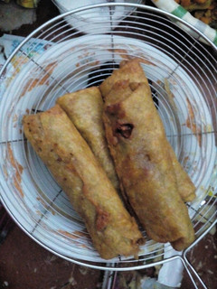 A picture of Spring rolls.