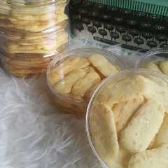 Lidah Kucing Keju Lumer রেসিপির প্রধান ছবি
