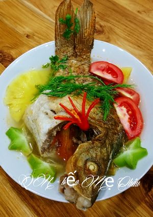 Hình của món Canh chua cá chép.