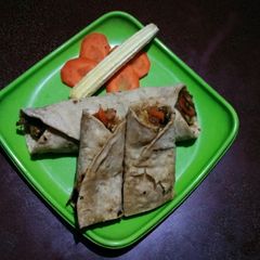 A picture of Chicken babycorn wrap.