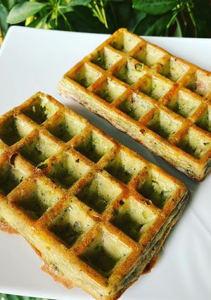 Une photo de Gaufres salées au four bacon brocolis et cheddar