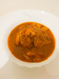 Fish and prawns in coconut gravy ainihin hoton girkin