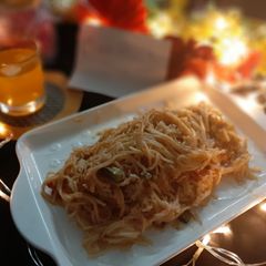 A picture of Singaporian rice.