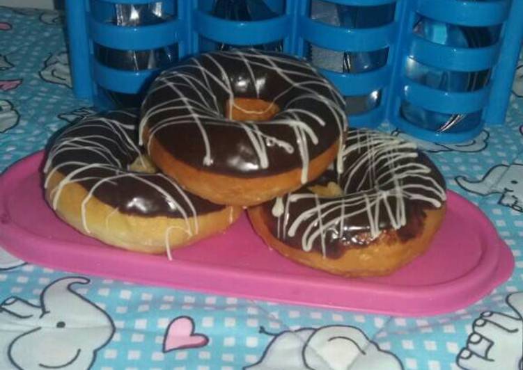 Donat Tanpa Ulen