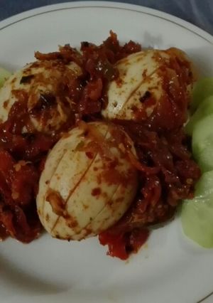 A picture of Hot Garlic Eggs.