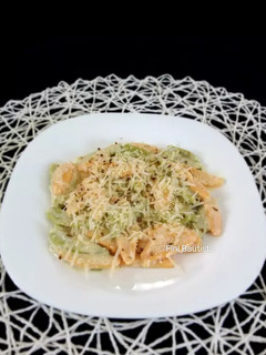 Una foto de Pasta con salsa de cebolla