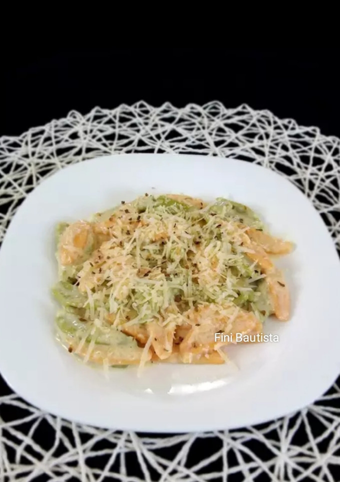 Una foto de Pasta con salsa de cebolla