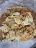 Keripik talas versi dipasah langsung di atas minyak