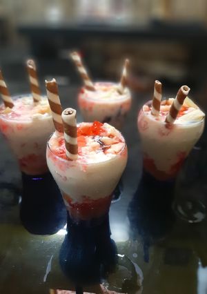 A picture of Mix fruit Custard.
