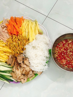A picture of Nem cuốn.