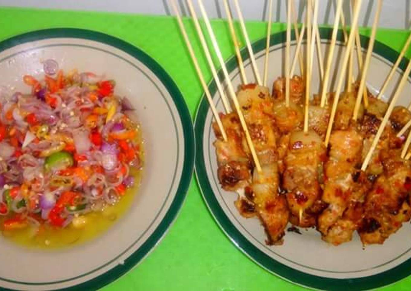 Sate babi asam manis sambal matah bali