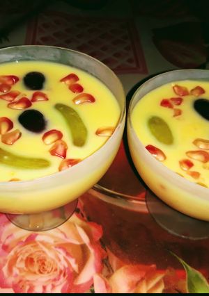 A picture of Vanilla Fruit Custard.