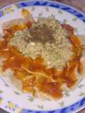 Fideos caseros de sémola y arvejas. Con pesto de arvejas