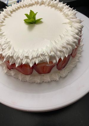 A picture of Tres leches cake.