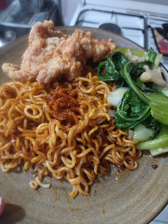 Foto resep Indomie Rasa Ayam Pop Dengan Chicken popcorn
