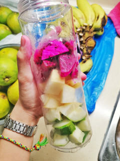 A picture of Rainbow Juice.