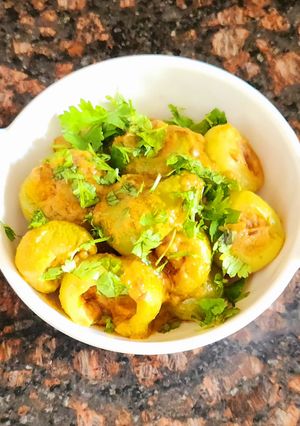 A picture of Stuffed tinda.