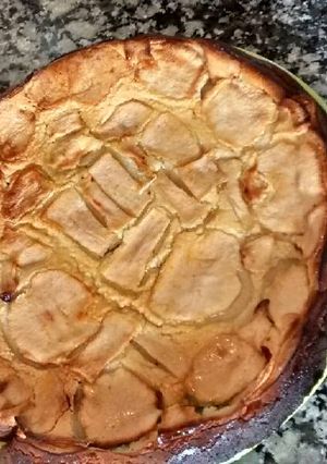 Una foto de Torta de manzana súper fácil
