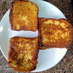 A picture of Easy French toast ever.