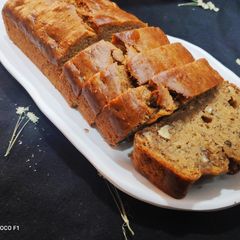 A picture of Banana Walnut Cake.