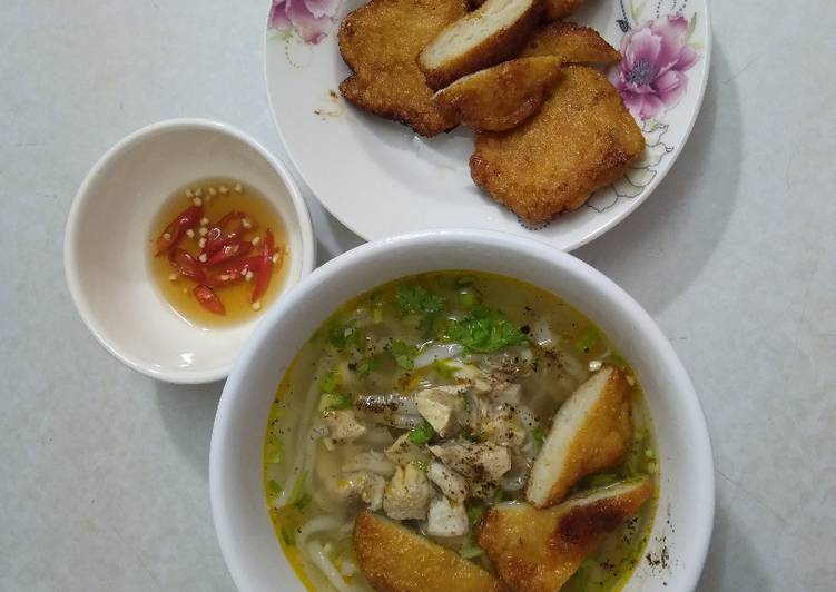 Bánh canh chả cá