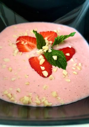 Tejszínes eperkrémleves🍓🍋 recept fotója