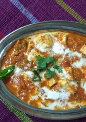 A picture of Dhaba style paneer.