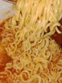 صورة لوصفة اندومي حار 🍝