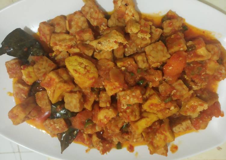 Tumis tahu tempe pedas