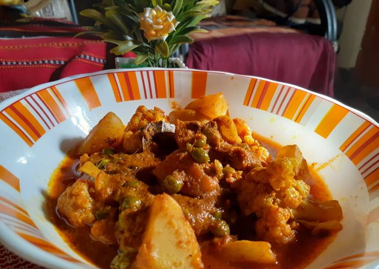 Recipe of Delicious Dhaba style aloo Gobhi masala
