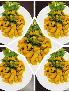 รูปของ ผัดฟักทองใบโหระพา