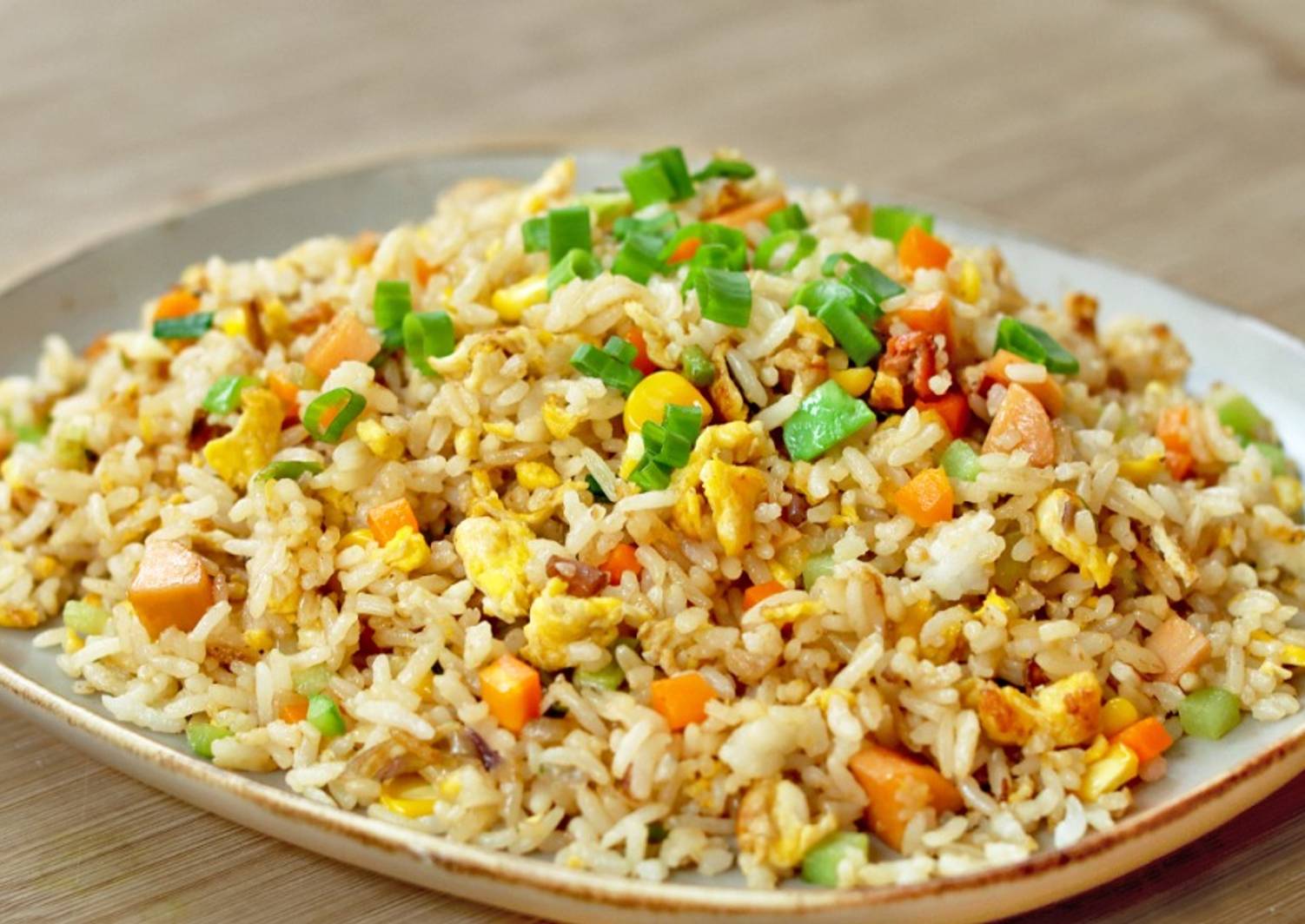 Resep Nasi Goreng Hong Kong oleh Devina Hermawan - Cookpad